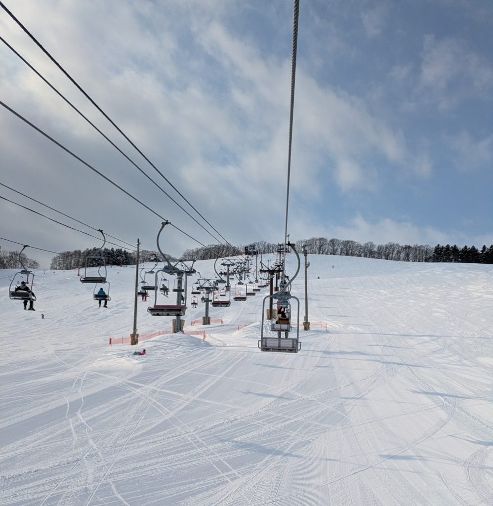 ２人乗りリフト